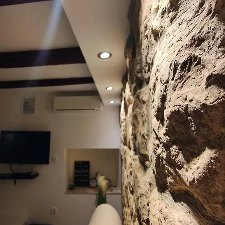 House Nina Appartement *